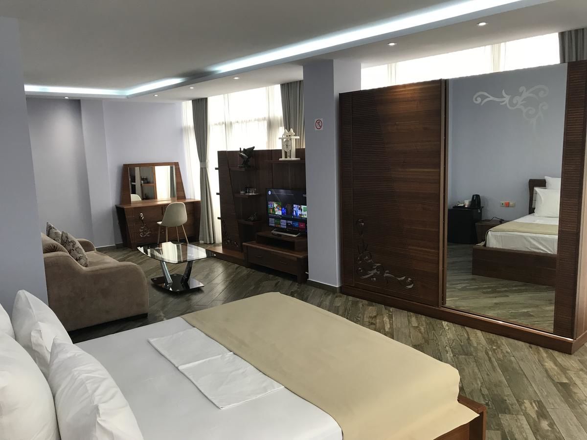 Отель Light Palace Hotel Батуми-13