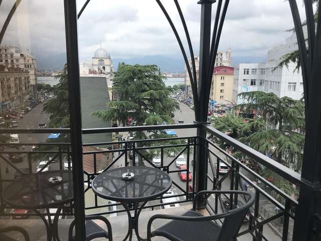 Отель Light Palace Hotel Батуми-5